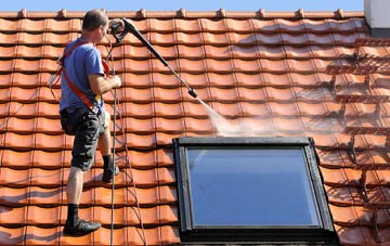 roof cleaning Newthorpe
